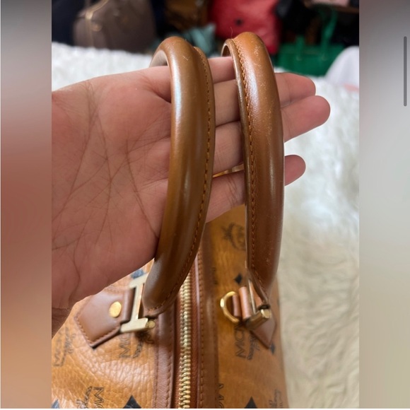 MCM COGNAC BOSTON BAG - Picture 8 of 14